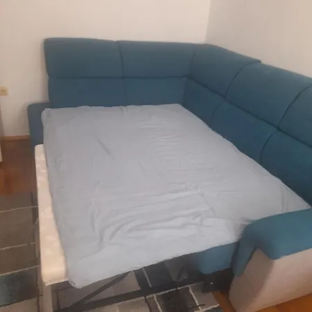 гарсониера за гости на град бургас. 布尔加斯