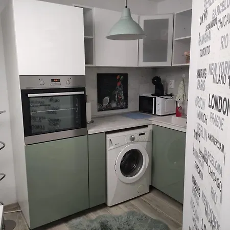 Apartment гарсониера за гости на град бургас. *
