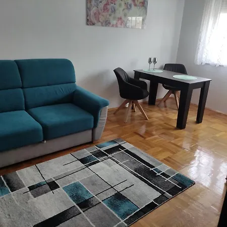 Apartment гарсониера за гости на град бургас. *