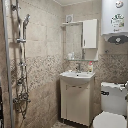 гарсониера за гости на град бургас. Appartement Burgas Stad