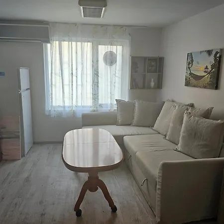 гарсониера за гости на град бургас. Appartement
